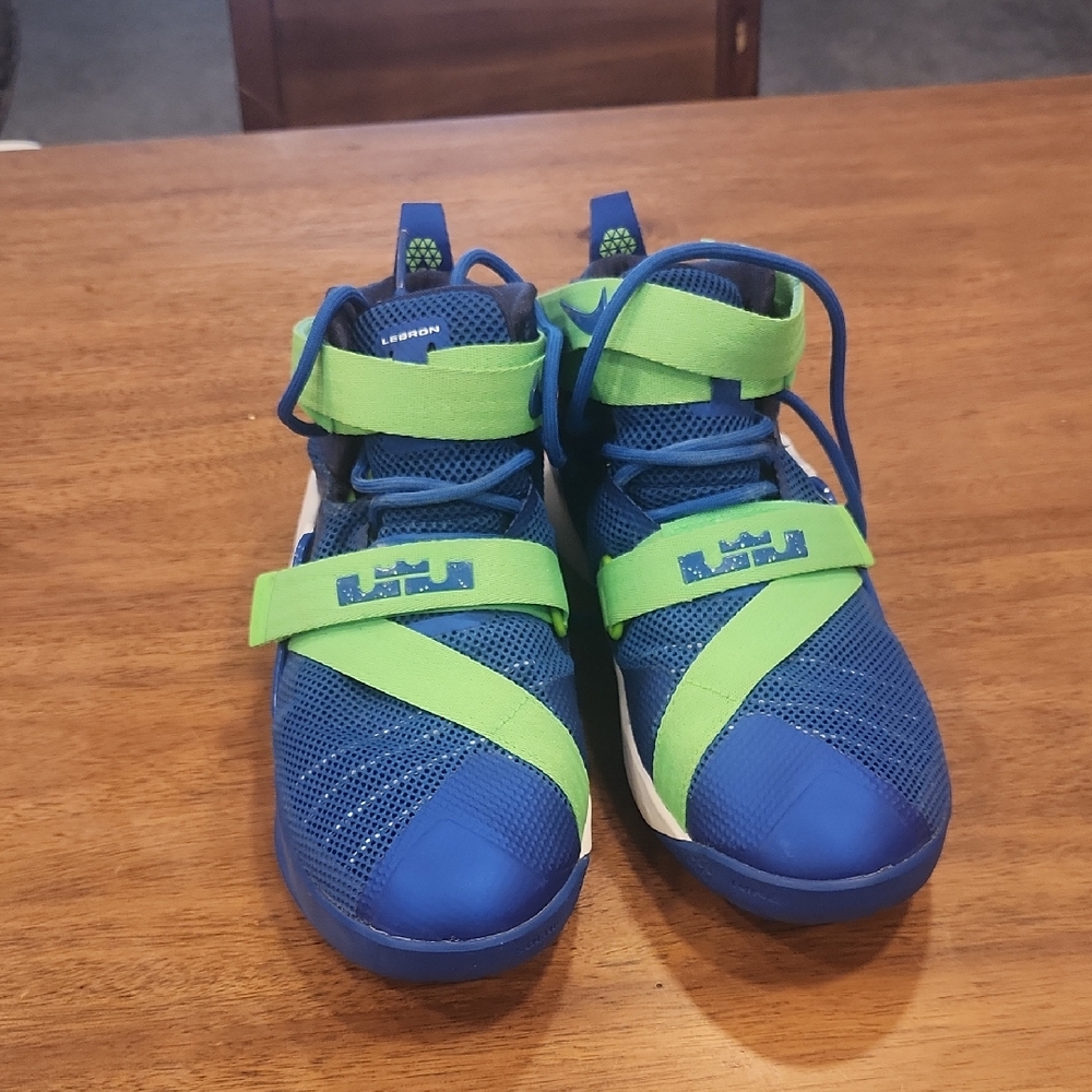 Nike Kids Blue and Green Sneakers